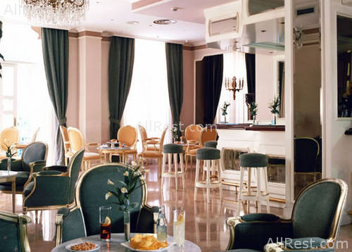Tryp Ambassador 9